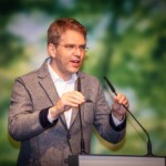 Alexander Asbrock, Landtagskandidat für den Wahlkreis Aalen/Ellwangen hält eine tolle Motivationsrede.